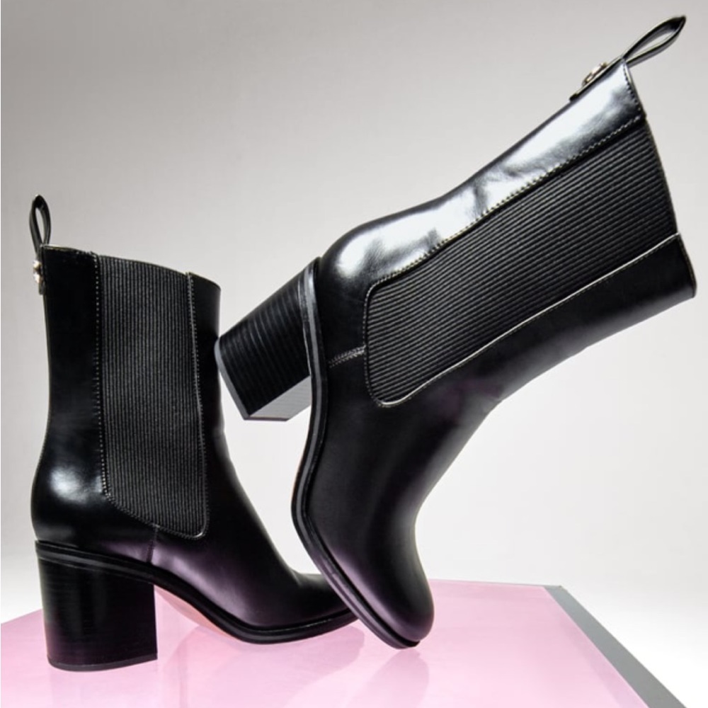 Zara boots size 8